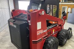 790kg-Skid-Steer-Loader-Enclosed-Cab-12