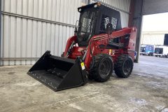 790kg-Skid-Steer-Loader-Enclosed-Cab-38